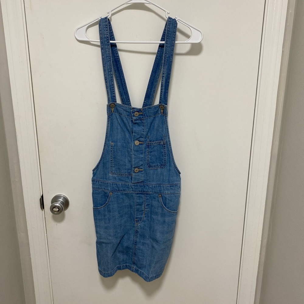 Levi’s shortall